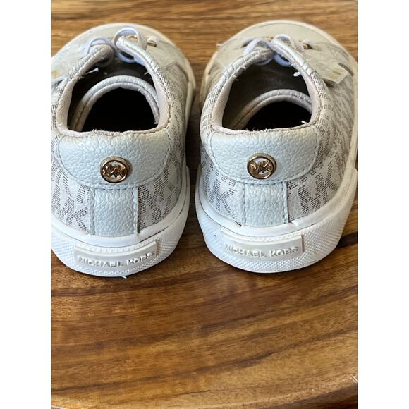Toddler Girl MK Cream Canvas Shoes Size 6c - Picture 3 of 4